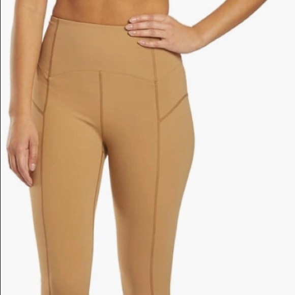 Free People Beige Yoga Leggings cropped - Picture 4 of 15